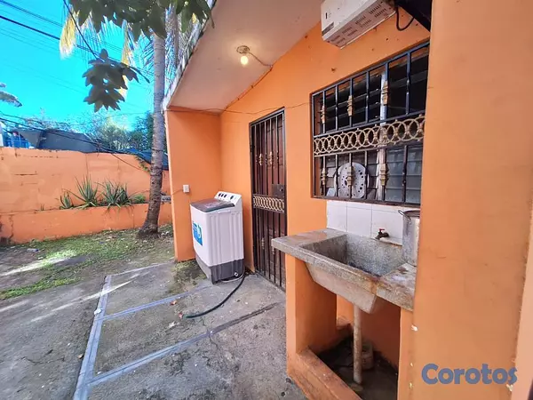 casas - Casa en venta 362 metros dorado 3 jacobo majluta 3