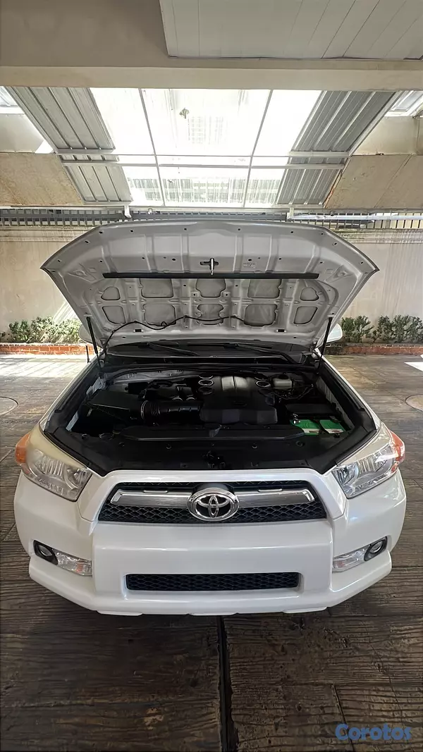 jeepetas y camionetas - Toyota 4runner SR5 2013 4