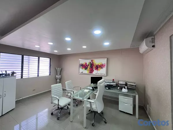 oficinas y locales comerciales - Local comercial en alquiler ubicado en Los Restauradores 8