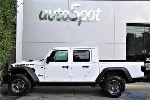 jeepetas y camionetas - Jeep Gladiator Rubicon 2024 5
