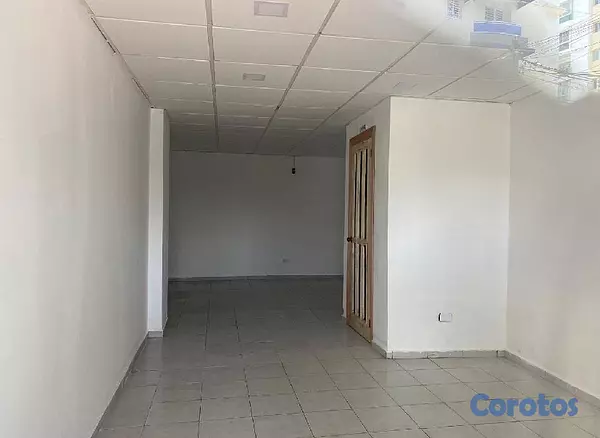 oficinas y locales comerciales - se alquila local  2