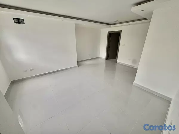 apartamentos - vendo indepdencia una habitación klm 7 baño parqueo cerrado remodelado  2