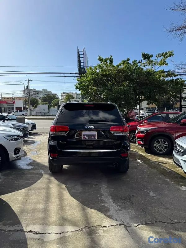 jeepetas y camionetas - Jeep Grand Cherokee Limited 2017 7