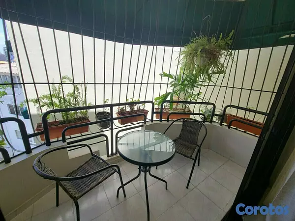 apartamentos - OPORTUNIDAD De vivir En Hermoso y Amplio Apto 4to Piso En el VERGEL CÓDIGO: PD15 1