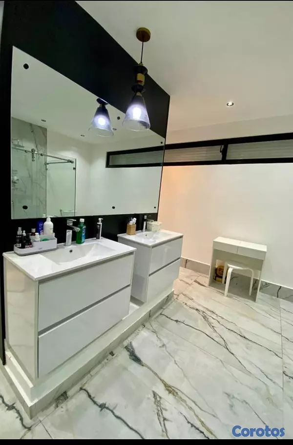 casas vacacionales y villas - 🏡 Villa de Ensueño con Piscina Privada en Costa Cana 3