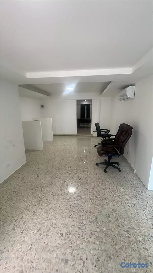 oficinas y locales comerciales - LOCAL COMERCIAL 4