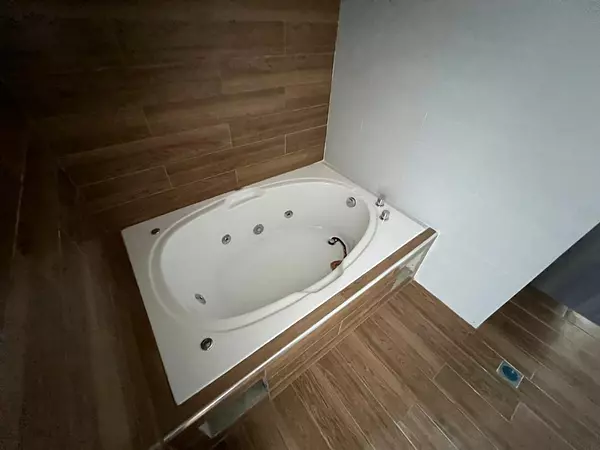 apartamentos - Vendo apartamento torre paraíso 
Torre moderna Airbnb friendly y peds friendly 
 8