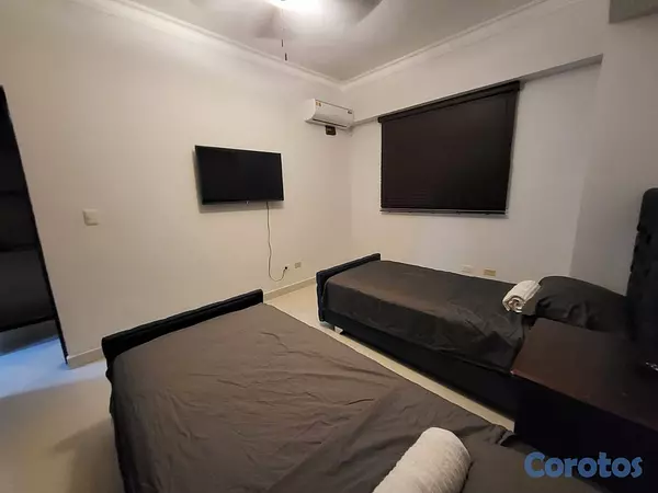 apartamentos - Alquiler 3 Hab. con terraza y ascensor 6