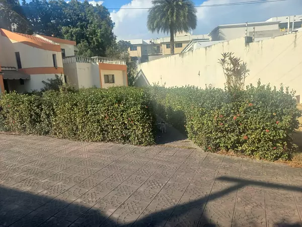 casas - Se vende casa en Los Cacicazgos 4