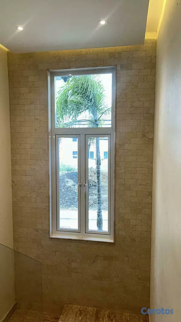 casas - Se vende casa recién remodelada en Villa María 2