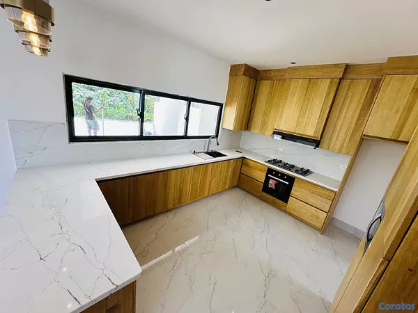 casas - CASA EN VENTA EN SANTIAGO DE LOS CABALLEROS GURABO  4