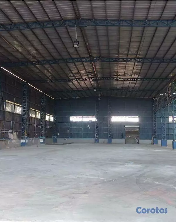 otros inmuebles - Alquilo Nave industrial en Autopista Las Américas 5