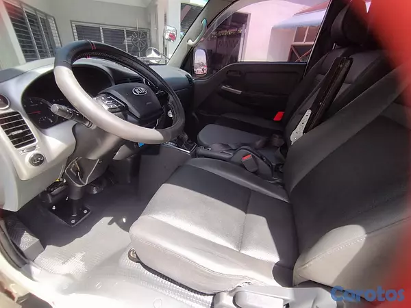 camiones y vehiculos pesados - 2020 Kia Bongo Diesel  2