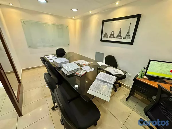 oficinas y locales comerciales - Edificio en Venta- El Vergel 6
