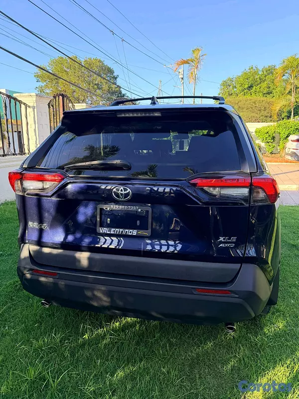 jeepetas y camionetas - Toyota rav4 2021 xle  7