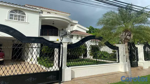 casas - CASA EN VENTA EN SANTIAGO. 2