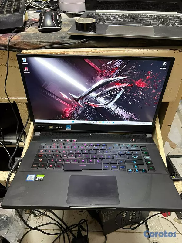 computadoras y laptops - Asus Rog Zephyrus M15 GU502GV/ I7-9750H @2.60Ghz / 8