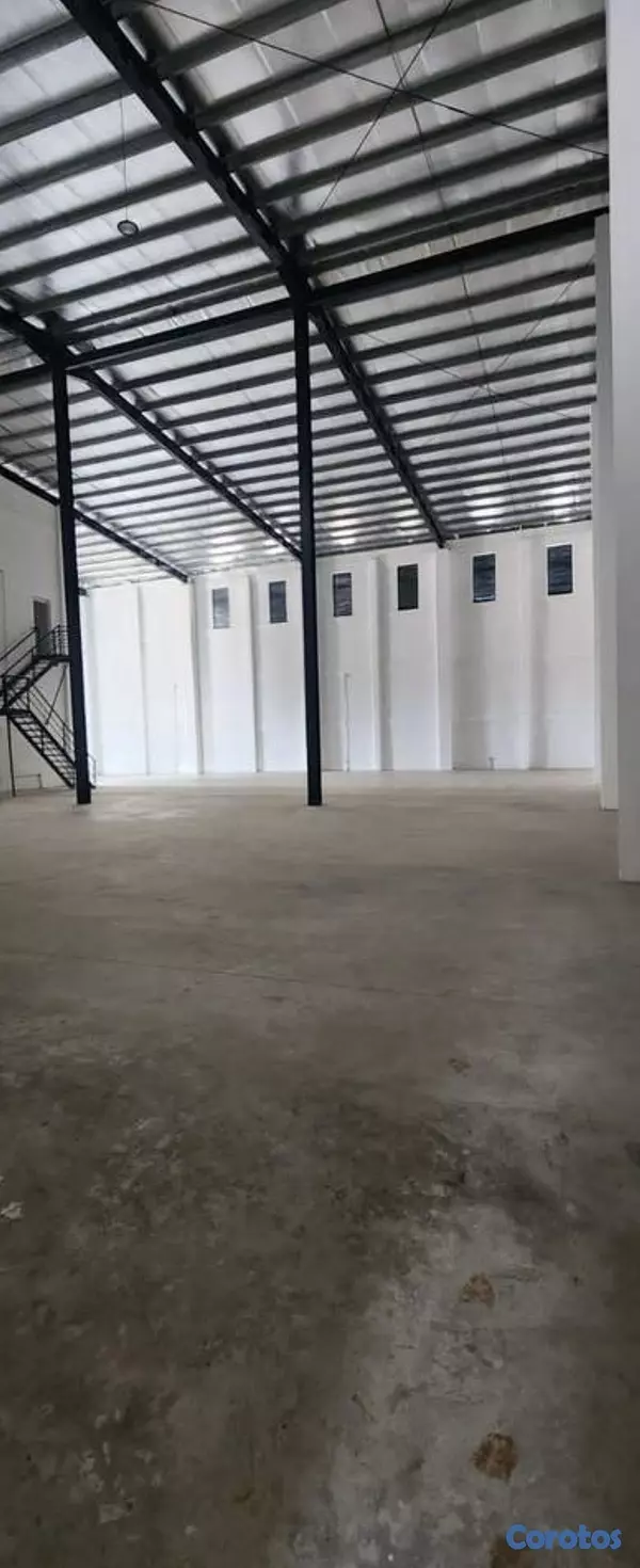 solares y terrenos - Nave industrial alquiler Aut. Duarte KM 18 Santo Domingo 3