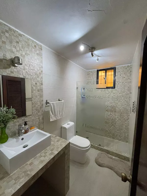 casas - Vendo Casa en El Cacique    9