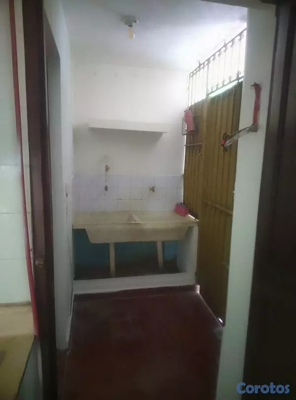 apartamentos - SE VENDE SIN INTERMEDIARIO UN APARTAMENTO CLÁSICO  19