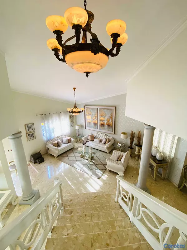 casas - Casa con piscina en Arroyo Hondo 3