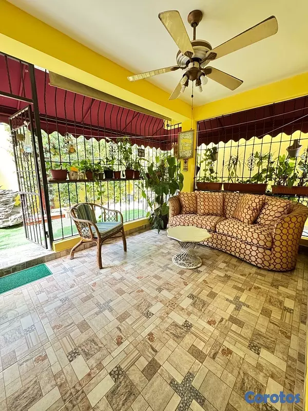 casas - venta de casa de 3 niveles en la autopista de san isidro brisa oriental 2