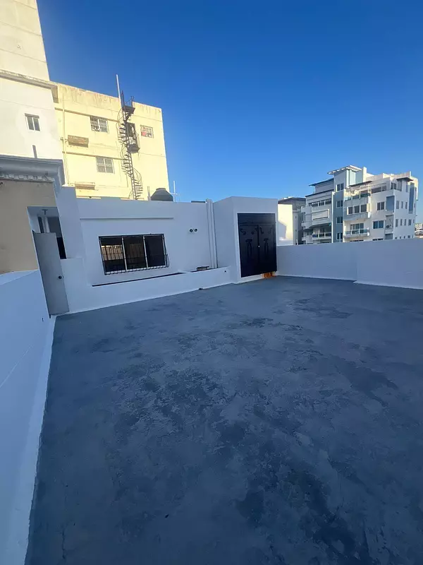 apartamentos - Penthouse en venta de 3 habitaciones Urb. Real  2