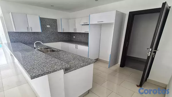 apartamentos - Apartamento amplio en alquiler en Naco con piscina, gimnasio. 2