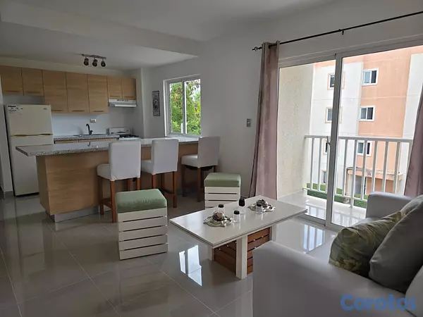 apartamentos - En renta apartamento amueblado de 2 dormitorios en 4