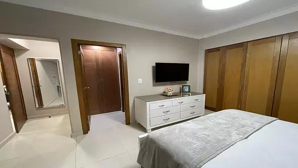 apartamentos - VENDO apartamento amueblado en El Millón 4