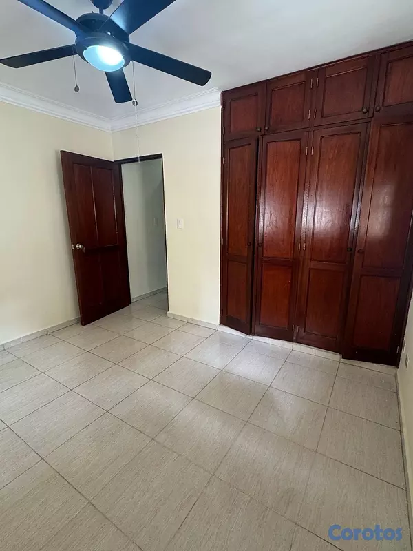 apartamentos - se alquila hermoso apartamento en una de las mejores zonas, un clásico. 
 5