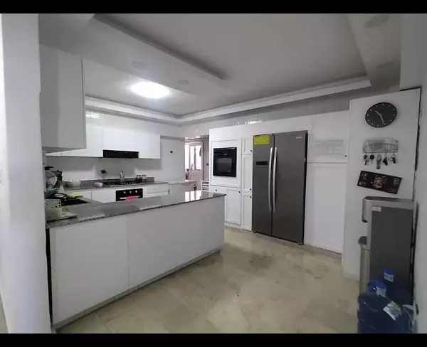 apartamentos - VENDO AMPLIO APARTAMENTO. EN LOS CACICAZGOS Precio de venta    4