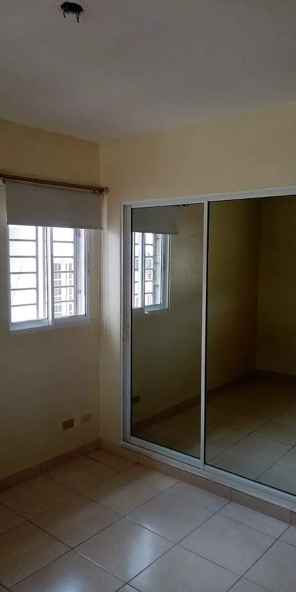apartamentos - Apartamento en venta en la Ave. Monumental tipo penthouse  3