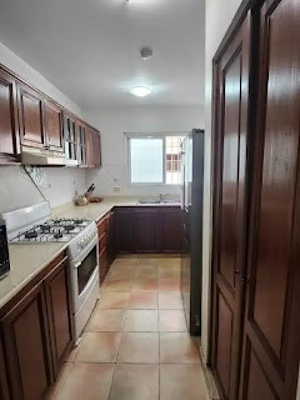 apartamentos - Vendo Apartamento en Arroyo Hondo Viejo, por el Supermercado Nacional
 7
