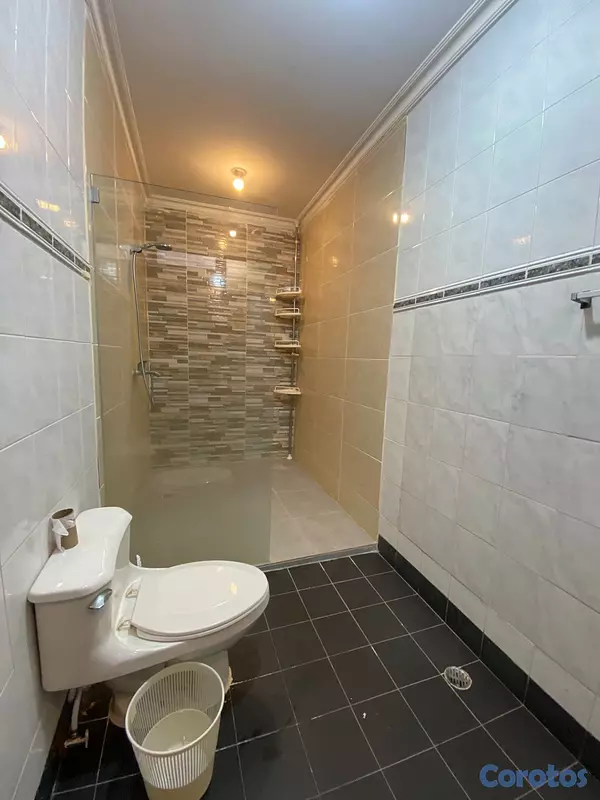 casas - Casa de 5 Habitaciones en la Castellana, DN. 11