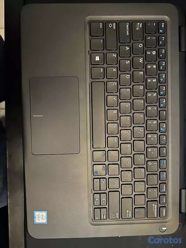 computadoras y laptops - Dell latitude 3300 2