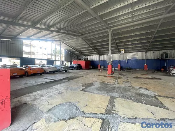 oficinas y locales comerciales - Nave en venta invivienda  3