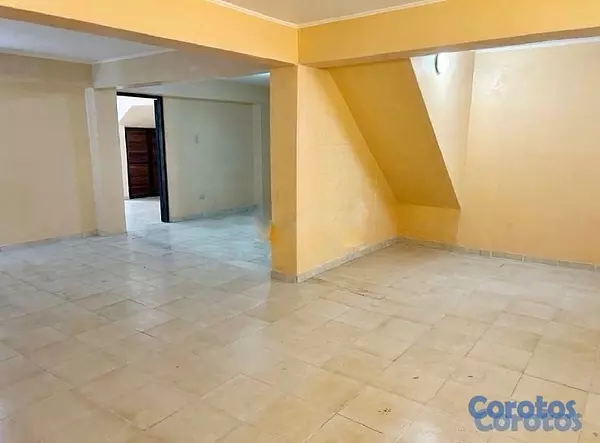 oficinas y locales comerciales - se alquila local comercial  3