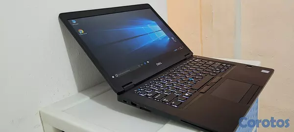 computadoras y laptops - New Dell Touch 14 Pulg Core i5 7ma Gen Ram 8gb ddr4 Disco SSD 512GB 2