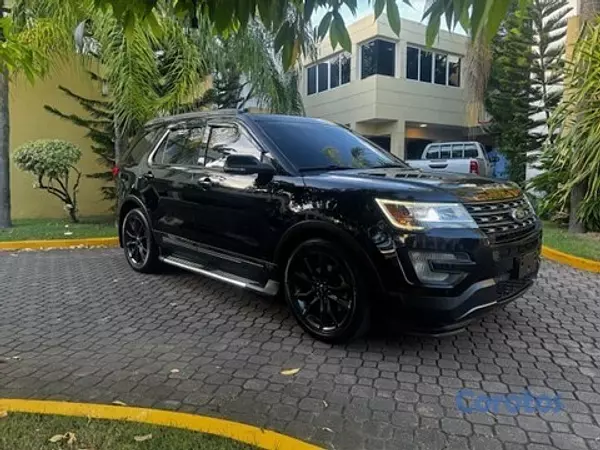 jeepetas y camionetas - Ford Explorer 2017 Sport Package 3
