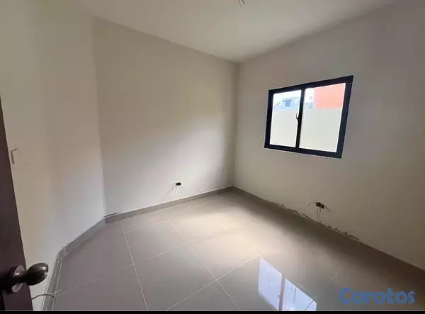 casas - venta de casa en la autopista de san isidro prado oriental Santo Domingo este  2