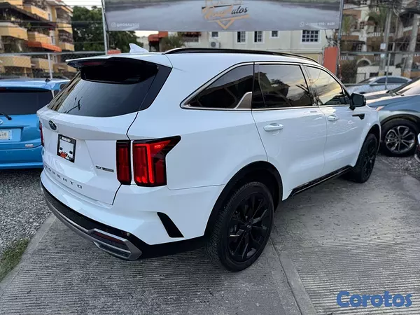 jeepetas y camionetas - Kia Sorento SXT Prestige 2021 6