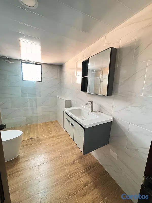 casas - venta de casa súper grande cerca del Corall mall autopista de san isidro  11