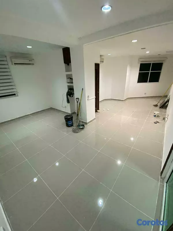 oficinas y locales comerciales - Alquilo en Gazcue, Torre profesional, Excelente Oficina 3