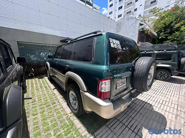 jeepetas y camionetas - Nissan Patrol 2002 Diesel, 4x4, leather – RD$500,0 4