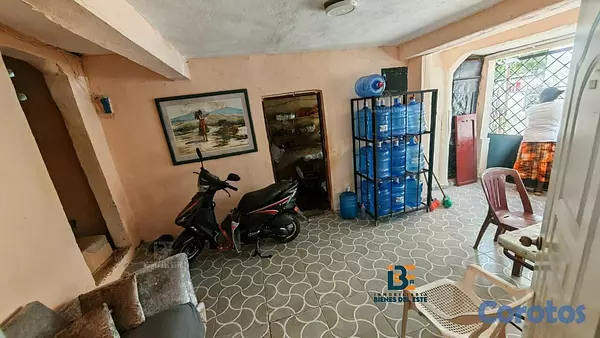 casas - Se Vende casa de cuatro habitaciones en Villa Oril 3