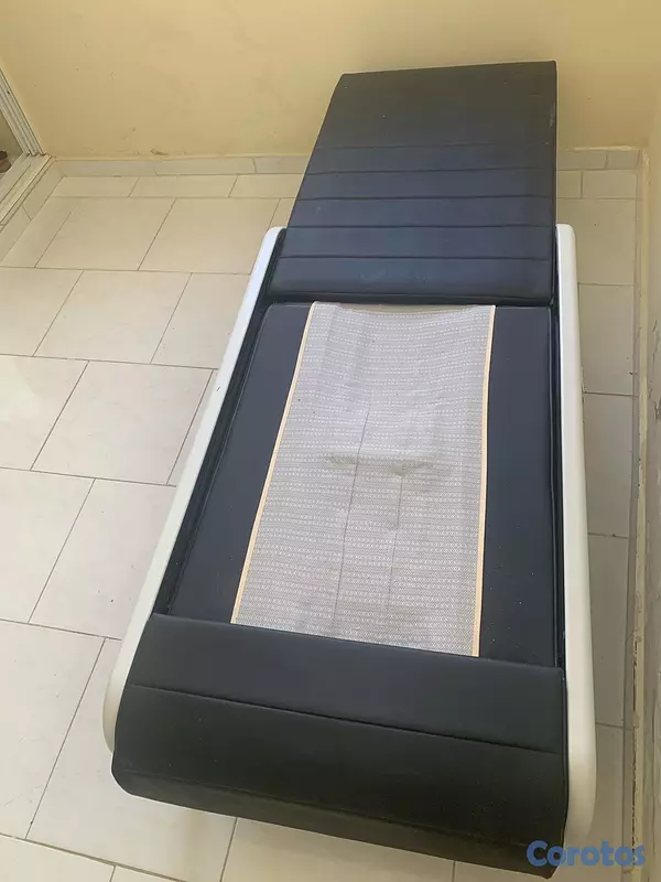 Salud y Equipamiento Médico - vendo una cama de masaje  7