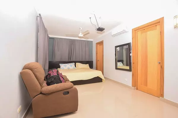 casas - 📍Vendo casa en Arroyo Hondo II  Proyecto cerrado  8