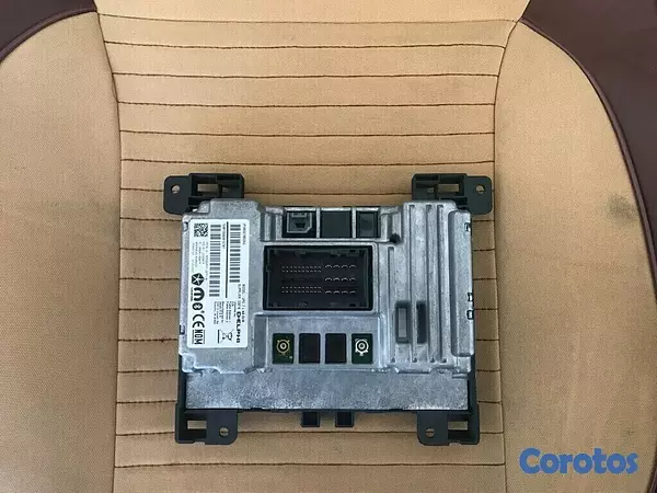 repuestos - Vendo Pantalla Para DODGE CHARGE AÑO 2012 RADIO  2
