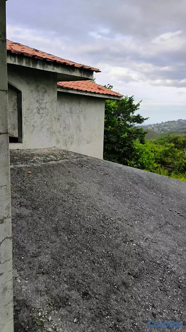 casas - gran oportunidad de inversión, amplia casa en obra gris.  17